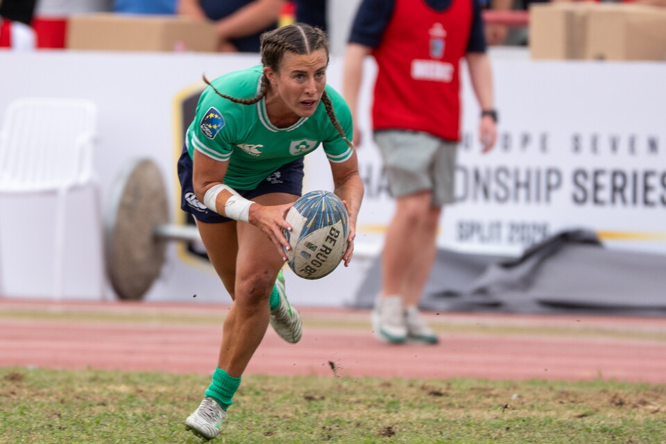 Ireland scrum half Emily Lane