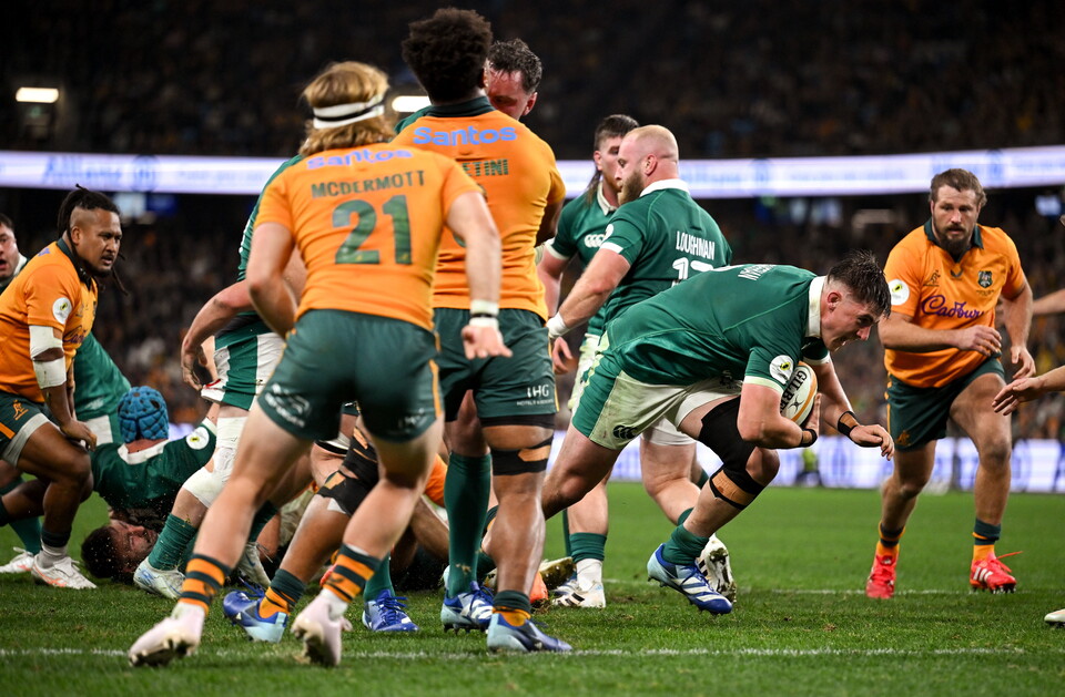 Dan Sheehan drives towards the try-line