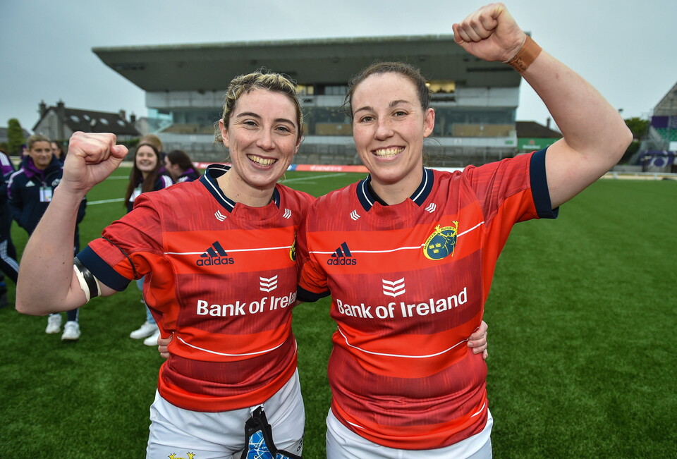 Munster's Clodagh O'Halloran and Chloe Pearse