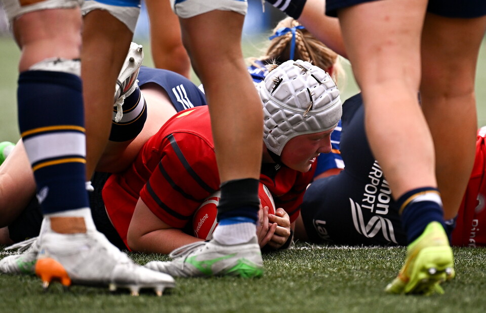 Beth Buttimer helped herself to four tries against Leinster