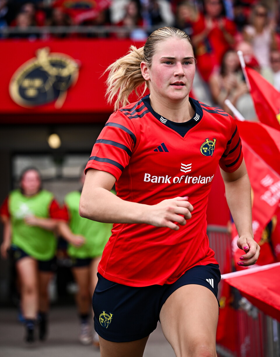 Aoife Corey runs out at Virgin Media Park