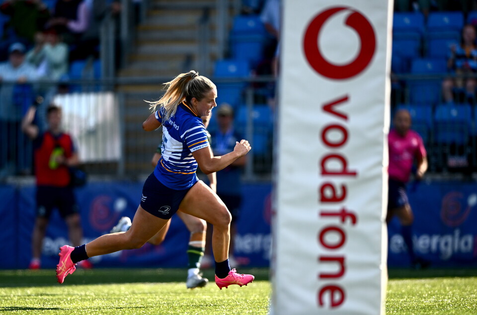 Stacey Flood races through for score for Leinster