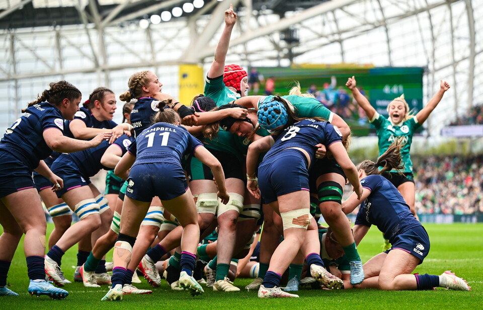 Clíodhna Moloney-MacDonald scores for Ireland against Scotland