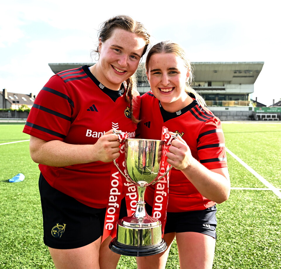 Munster forwards Alisha Flynn and Caoimhe Murphy