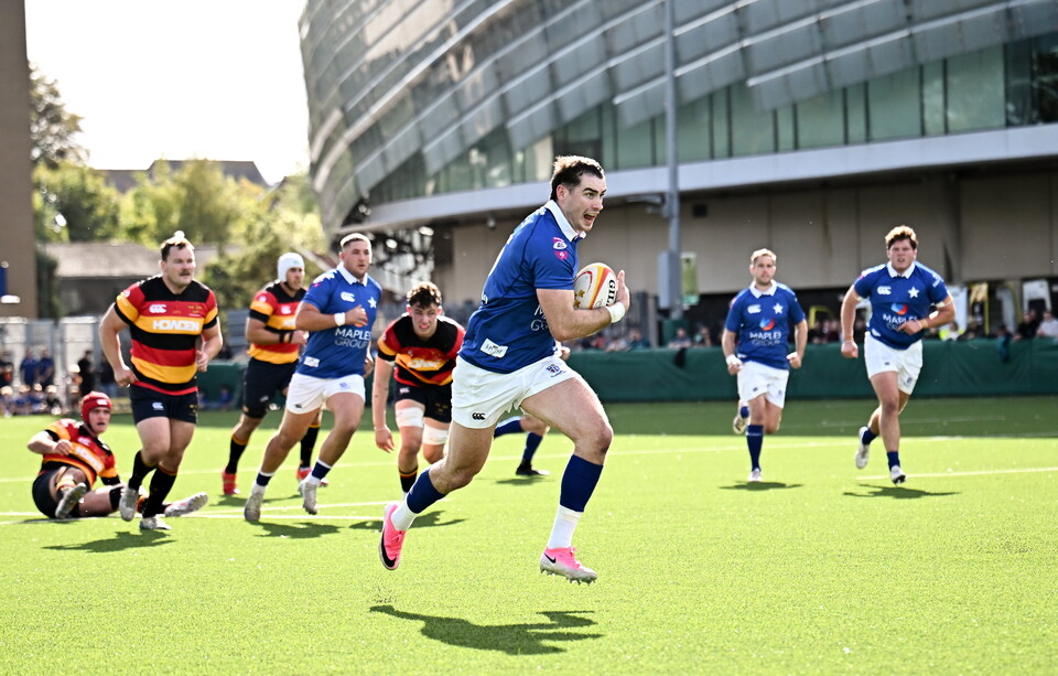Ruairi Shields breaks free against Lansdowne