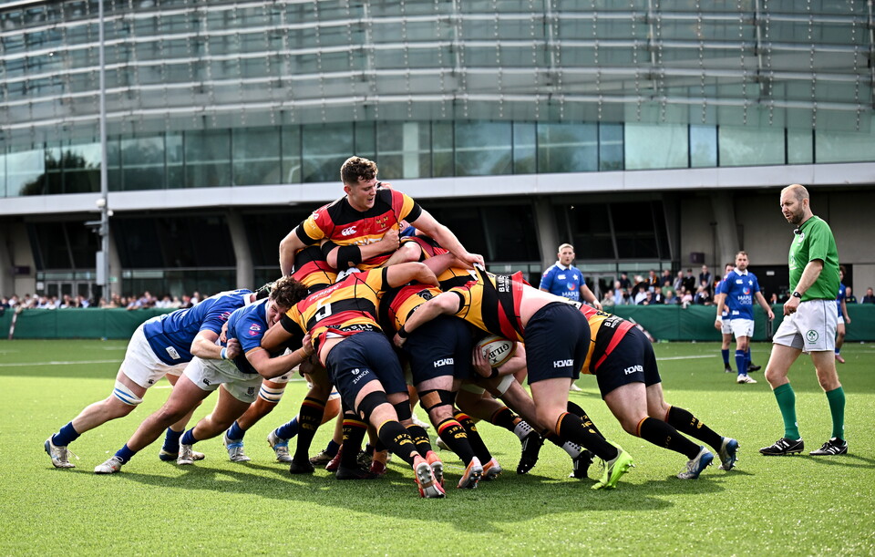 Lansdowne get a maul going against St. Mary's