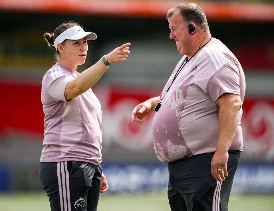 Chloe Pearse Coaching With Munster