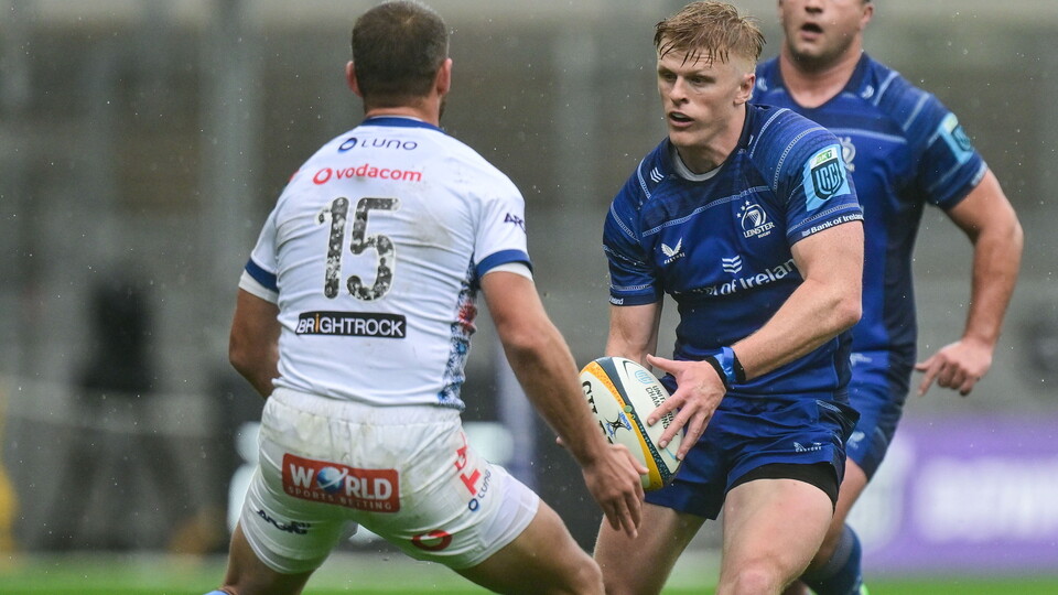 Tommy O'Brien takes on Willie le Roux