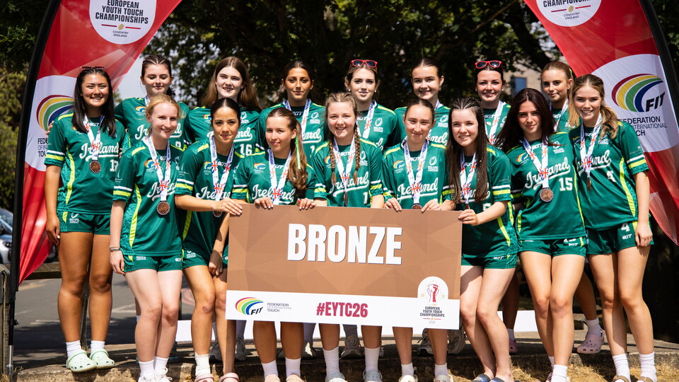 girls touch rugby