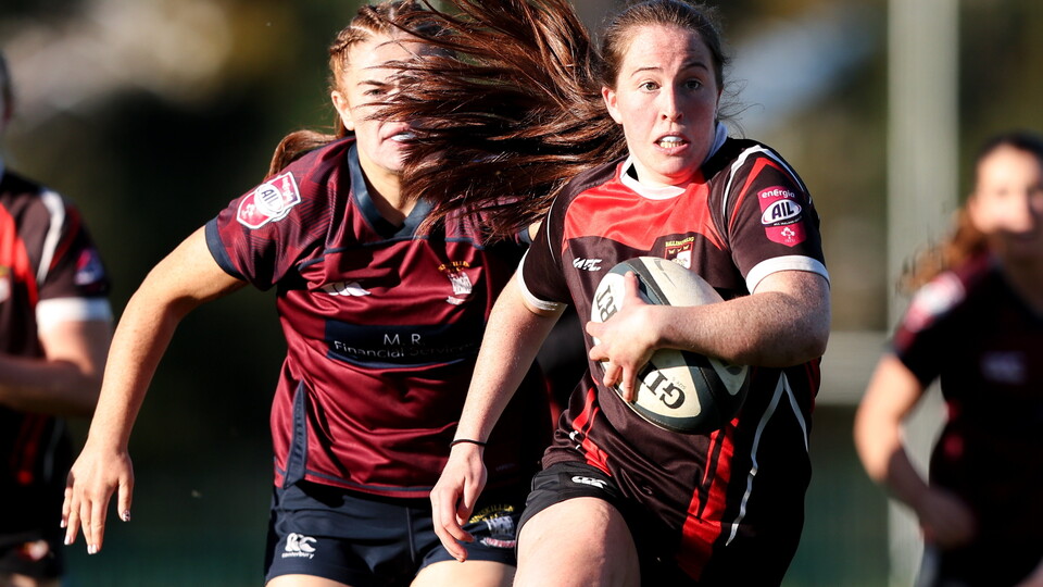 Lily Byrne makes a break for Ballincollig