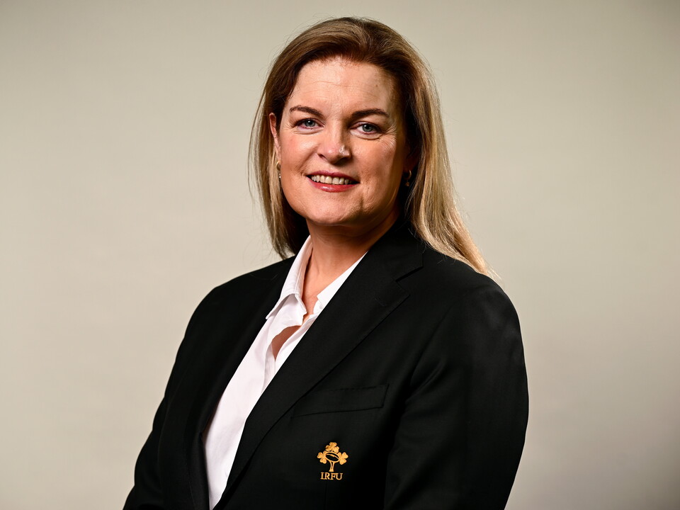 Diane Nixon headshot