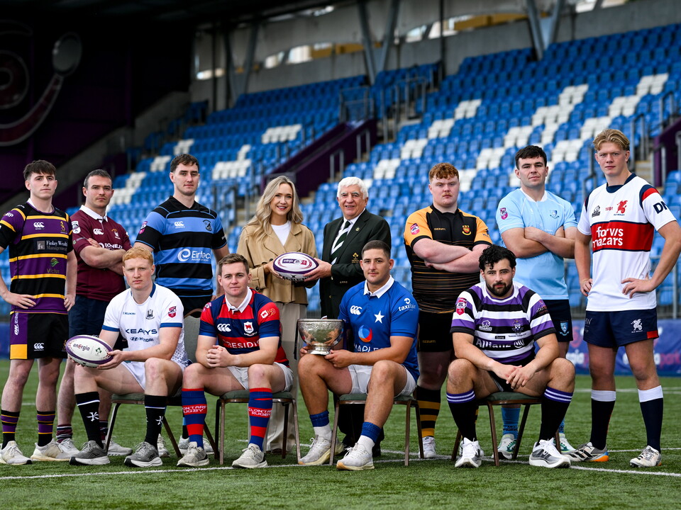 Men's players in attendance at the launch of the Energia AIL along with  Energia sponsorship and events manager Lorna Danaher and IRFU president Tony O'Beirne