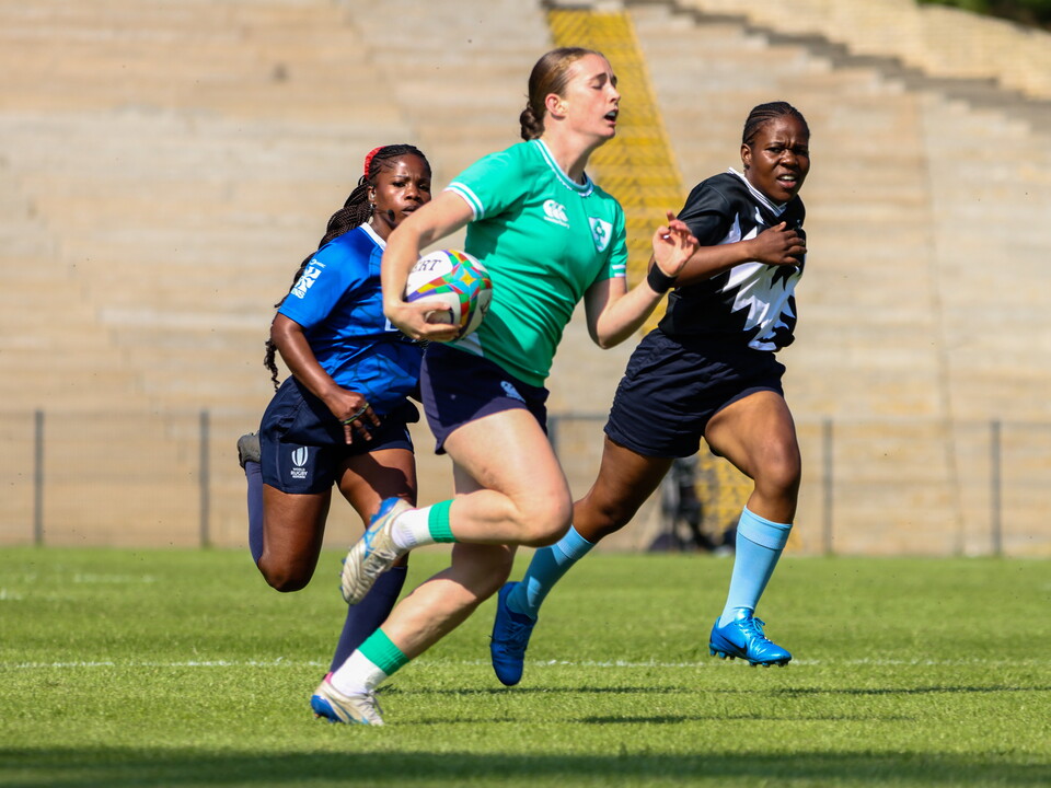 Ellie O'Sullivan Sexton in action for the Irish Universities Sevens side