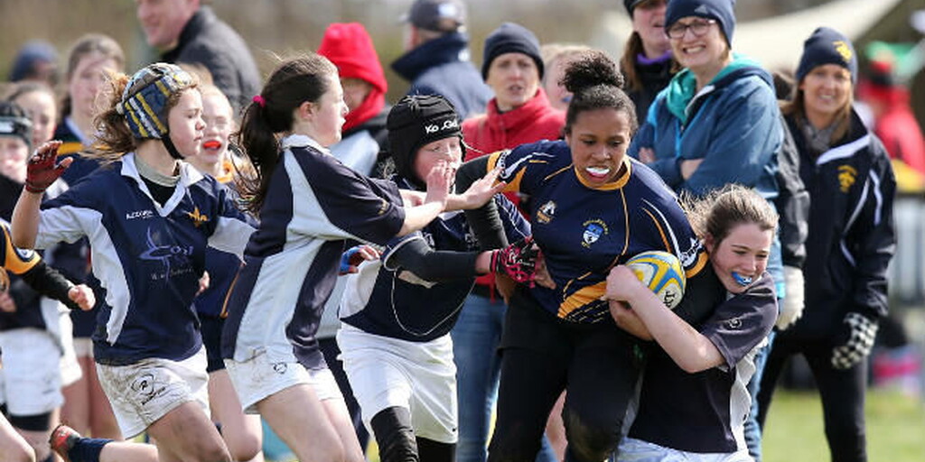 Child Parent Rugby Fans Parents Are Key To Healthy Clubs And Happy Kids | Irish Rugby